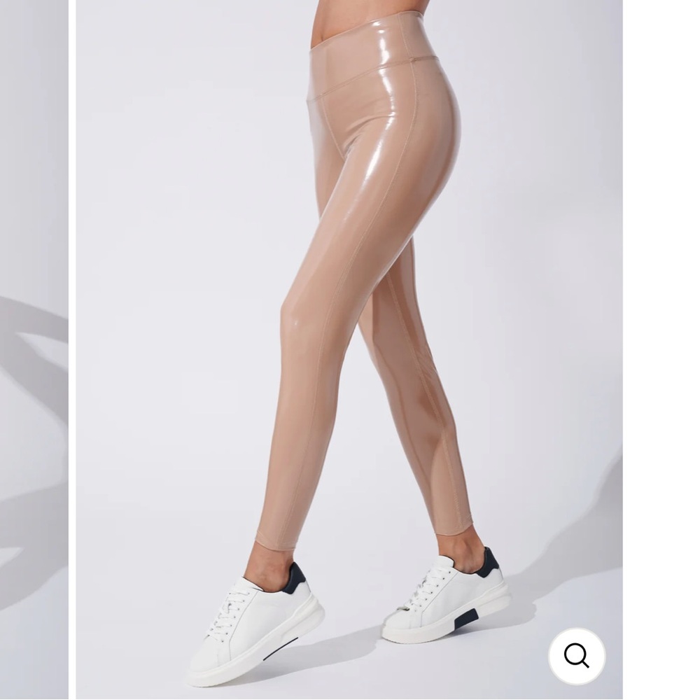 Heroine Sport Blade Legging!